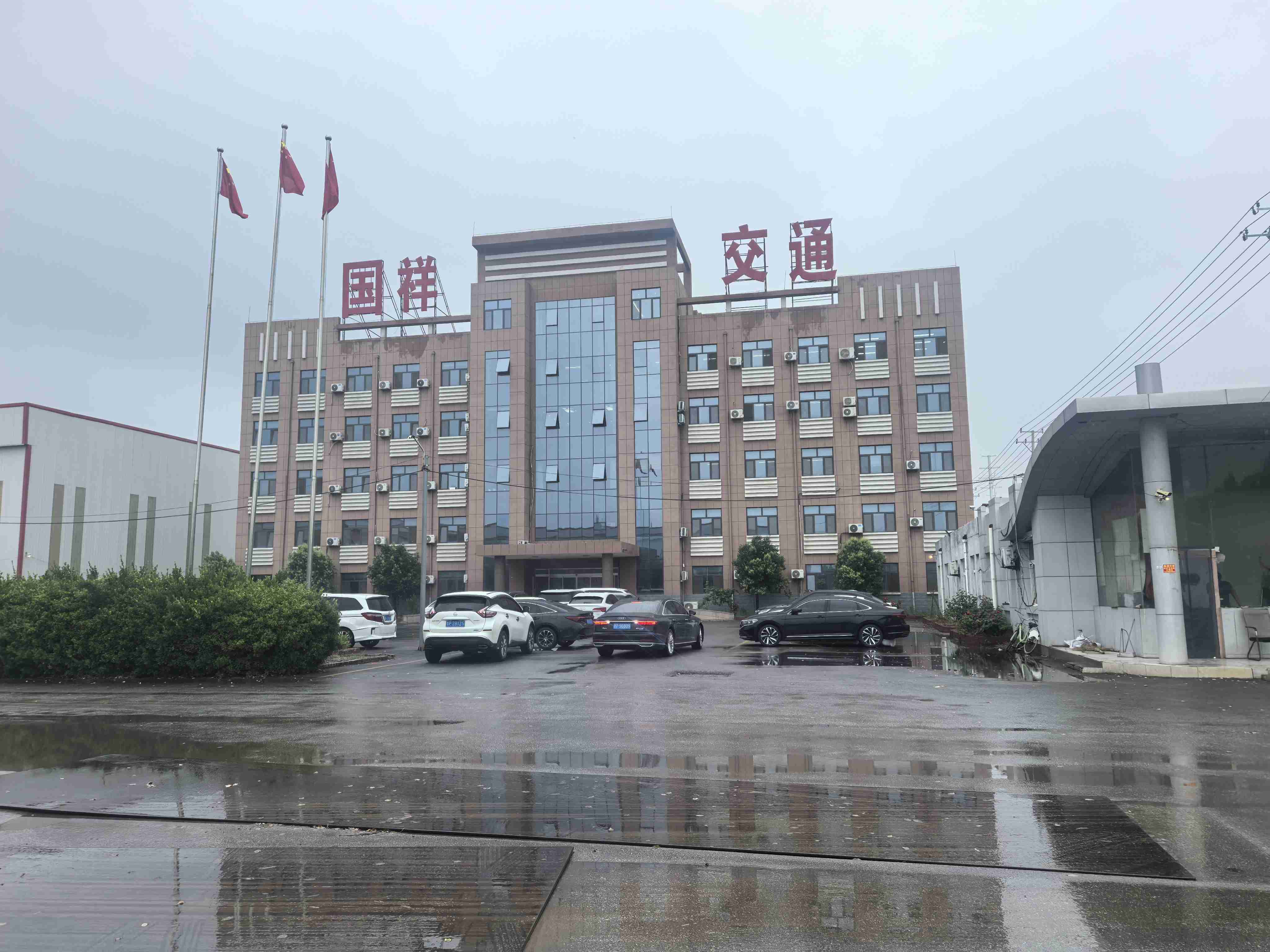 湘潭市波形护栏立柱浸塑波形护栏 - 厂家